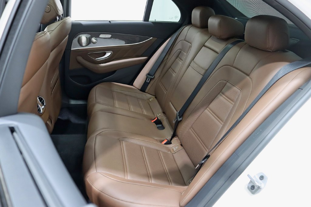 Used 2022 Mercedes-Benz E 53 AMG 4MATIC Sedan image 33