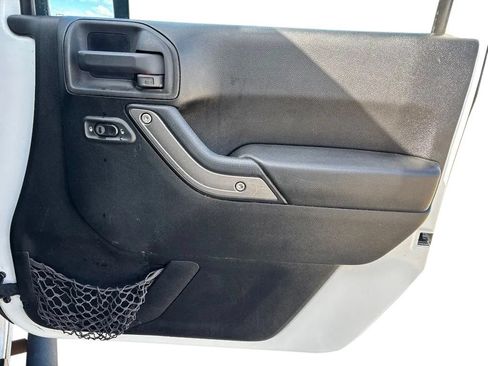 Used 2012 Jeep Wrangler Sport AWD/4WD image 19