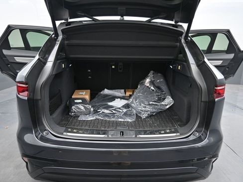 New 2026 Jaguar F-PACE R-Dynamic S image 15