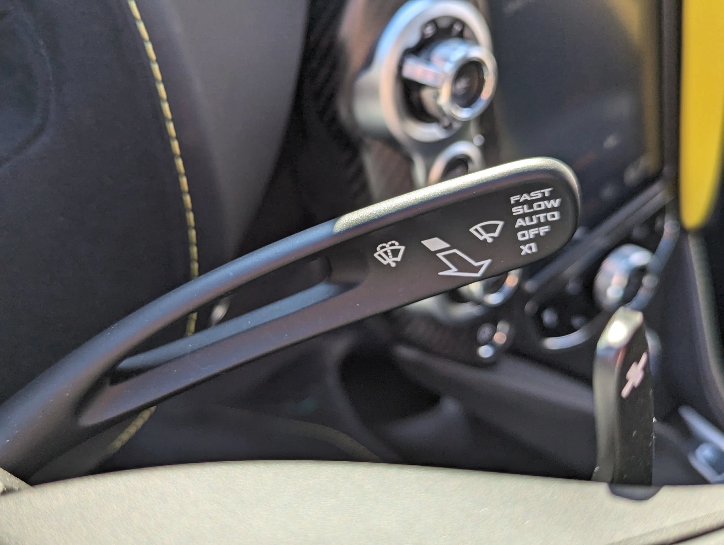 Used 2021 McLaren 720S Luxury RWD image 21