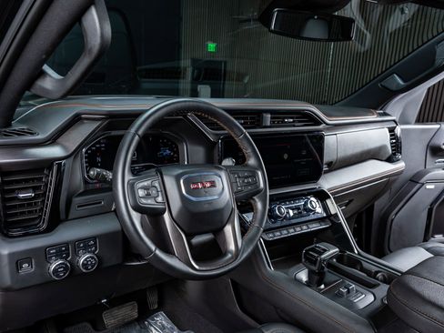 Used 2024 GMC Sierra 1500 AT4 w/ AT4 Preferred Package image 16