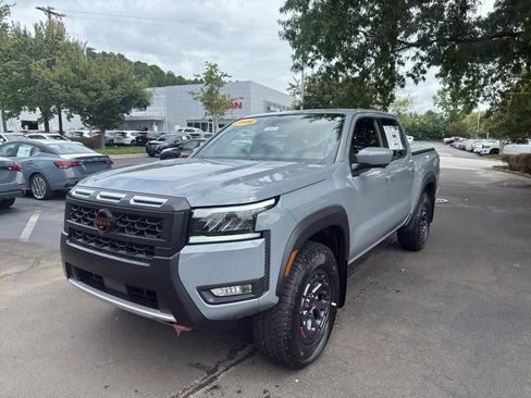 New 2026 Nissan Frontier PRO-4X image 3