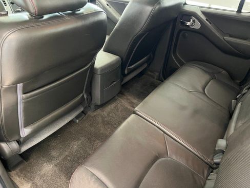 Used 2012 Nissan Frontier PRO-4X w/ Pro-4x Luxury Pkg AWD/4WD image 30