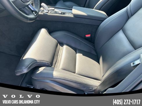 Used 2026 Volvo XC90 B6 Ultra AWD/4WD image 9