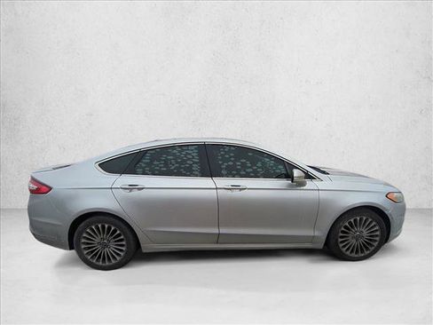 Used 2014 Ford Fusion Titanium image 4