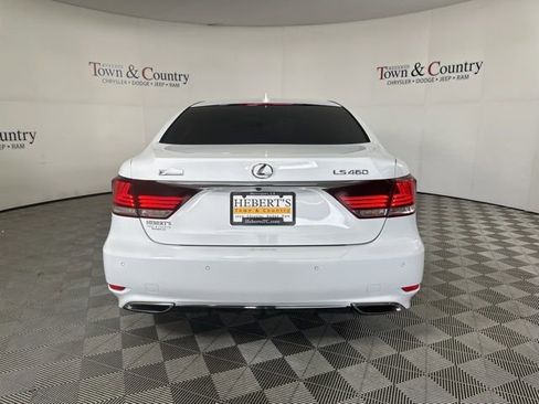 Used 2015 Lexus LS 460 image 8