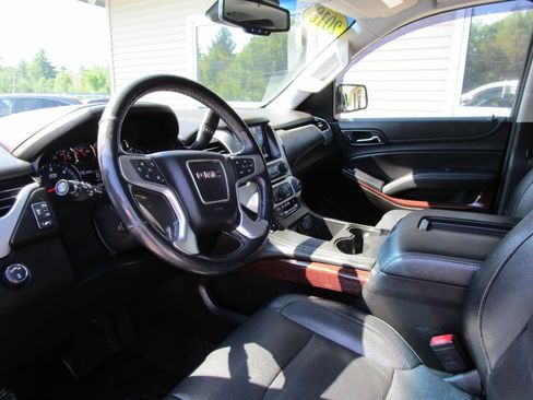 Used 2018 GMC Yukon SLT image 7