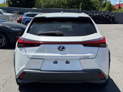 Used 2020 Lexus UX 250h w/ Premium Package AWD/4WD image 10