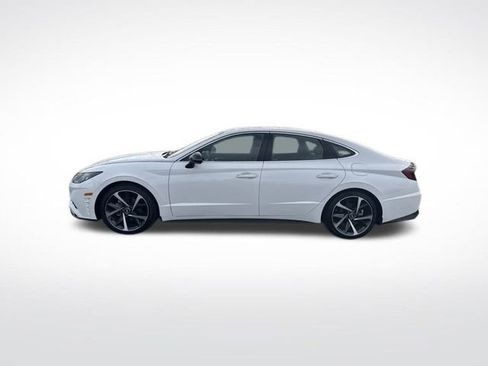 Used 2023 Hyundai Sonata SEL Plus image 2