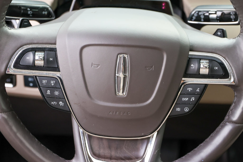 Used 2024 Lincoln Navigator Premiere AWD/4WD image 10