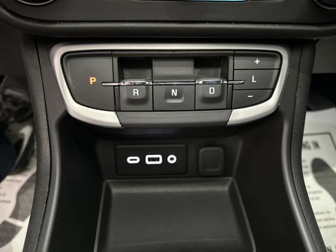 Used 2023 GMC Terrain SLE w/ Driver Convenience Package AWD/4WD image 38
