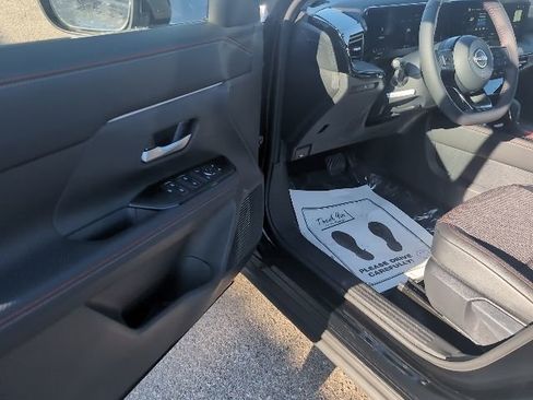 New 2026 Nissan Kicks SR w/ Cold Weather Package image 33