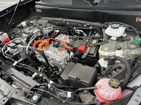 Used 2026 Cadillac Vistiq Sport w/ LPO, Floor Liner Package AWD/4WD image 66