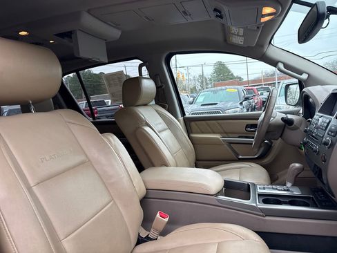 Used 2015 Nissan Armada Platinum image 24