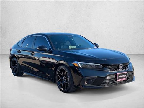 Used 2024 Honda Civic Sport Touring image 3