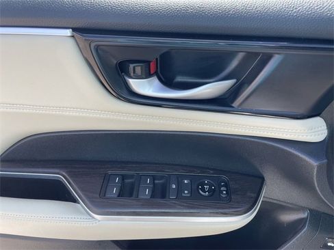 Used 2018 Honda Clarity Plug-In Hybrid image 22