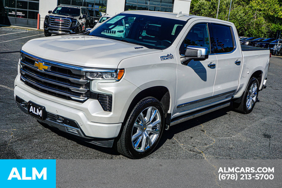 Used 2024 Chevrolet Silverado 1500 High Country w/ High Country Premium Package AWD/4WD image 15