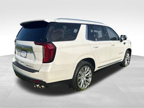 Used 2024 GMC Yukon Denali w/ Denali Reserve Package AWD/4WD image 5
