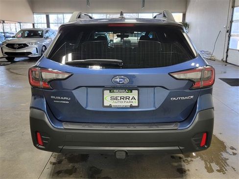 Used 2022 Subaru Outback Premium image 7