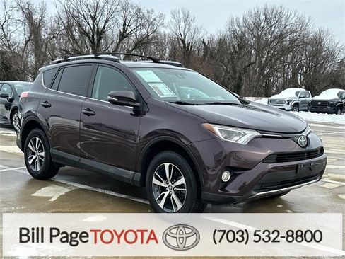 Used 2017 Toyota RAV4 XLE image 1