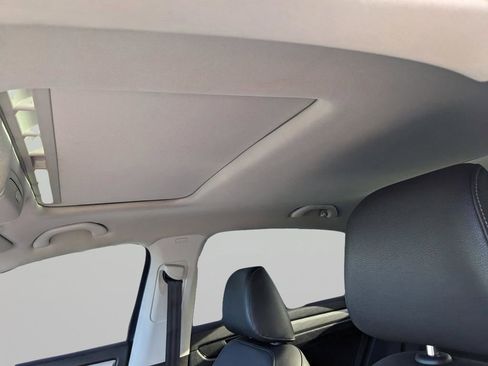 Certified 2022 Volkswagen Passat 2.0T SE image 17