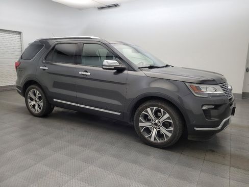 Used 2018 Ford Explorer Platinum AWD/4WD image 11