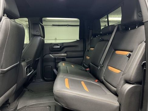 Used 2022 GMC Sierra 1500 AT4 w/ AT4 Preferred Package AWD/4WD image 25