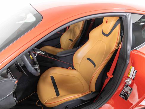 Certified 2023 Ferrari Roma image 30