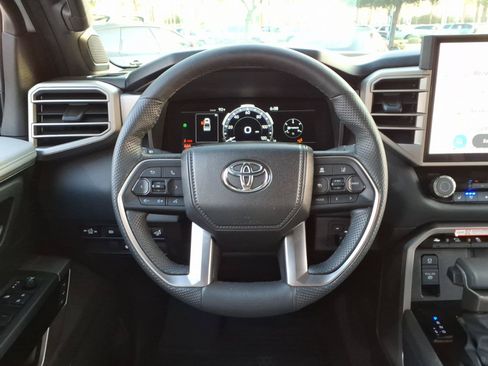 Certified 2025 Toyota Tundra Limited AWD/4WD image 12