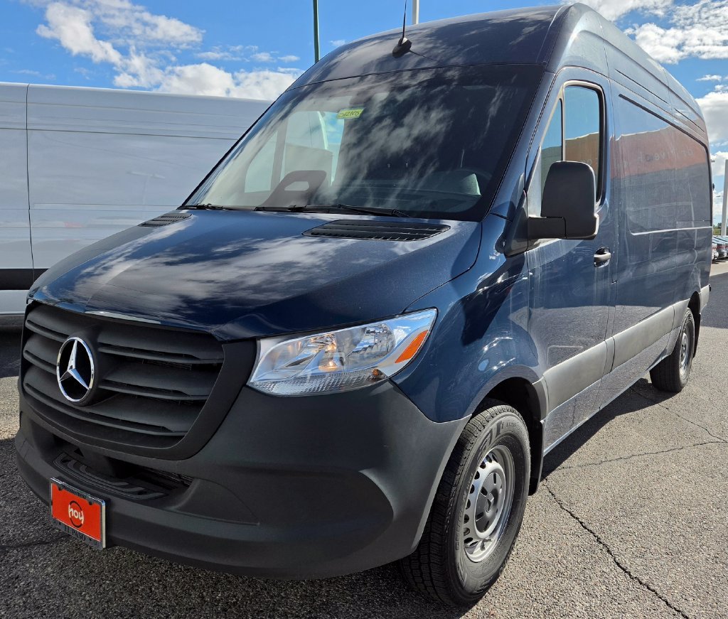 Used 2026 Mercedes-Benz Sprinter 2500 image 3