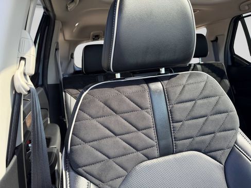 Used 2026 Honda Pilot Elite image 32