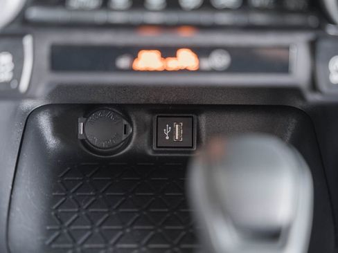 Used 2025 Toyota RAV4 LE image 21