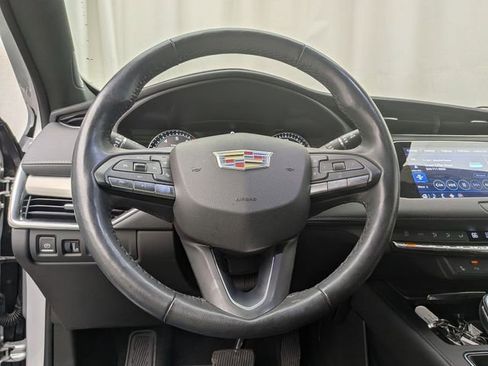 Certified 2021 Cadillac XT4 Premium Luxury w/ Cold Weather Package FWD image 10
