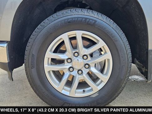 Used 2022 Chevrolet Silverado 1500 LT w/ Bed Protection Package RWD image 33