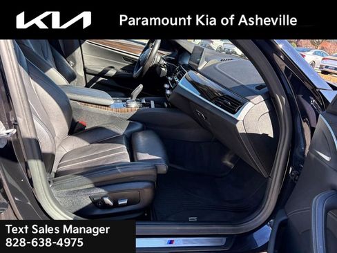 Used 2020 BMW 540i w/ M Sport Package image 19