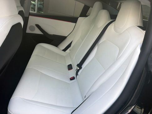 Used 2025 Tesla Model 3 Long Range AWD/4WD image 18