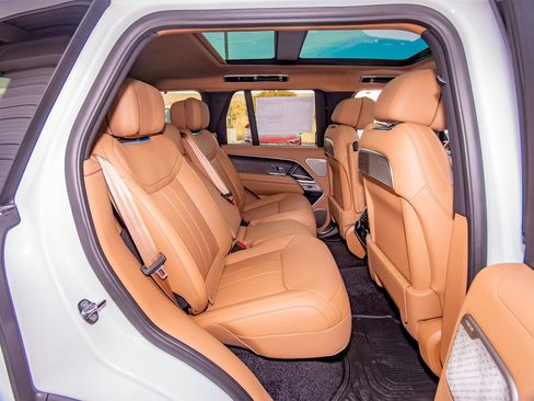 New 2025 Land Rover Range Rover Autobiography image 47