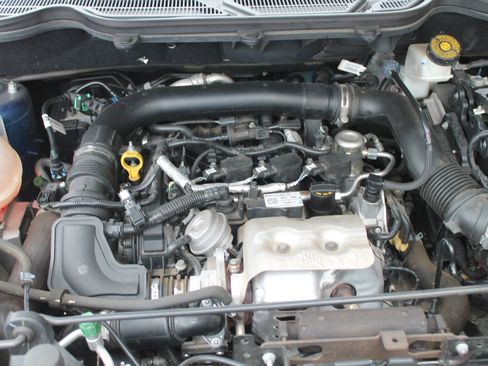 Used 2018 Ford EcoSport S image 19