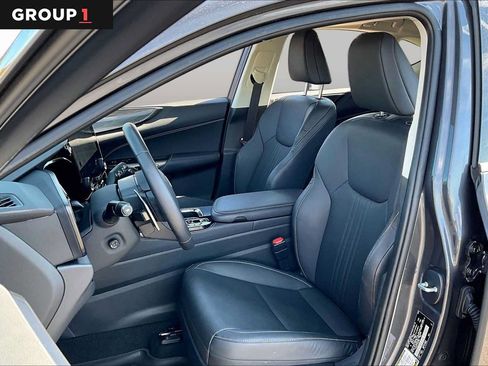 Certified 2025 Lexus NX 350 AWD w/ Accessory Package (2T) image 8