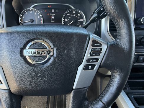 Used 2020 Nissan Titan SV w/ SV Convenience Package image 26