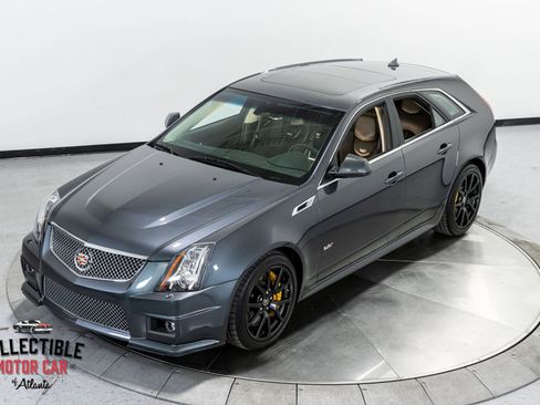 Used 2013 Cadillac CTS V w/ Wood Trim Package image 30