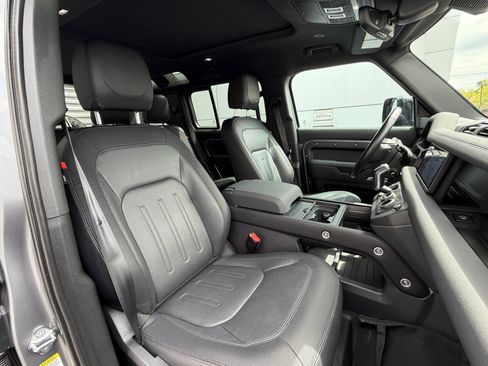 Used 2022 Land Rover Defender 110 X-Dynamic SE AWD/4WD image 20