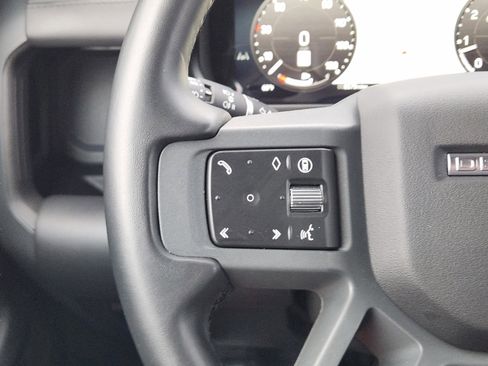 Certified 2025 Land Rover Defender 110 X-Dynamic SE AWD/4WD image 29