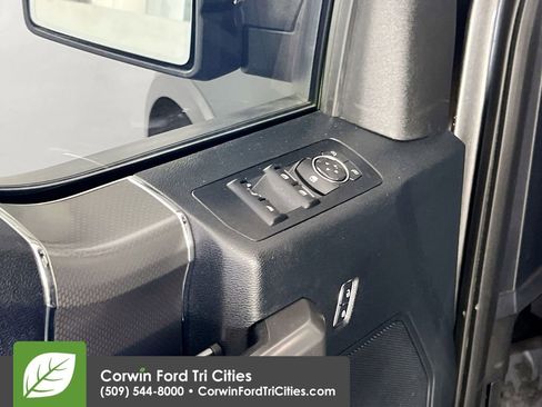 Used 2017 Ford F150 XLT w/ Equipment Group 302A Luxury AWD/4WD image 11
