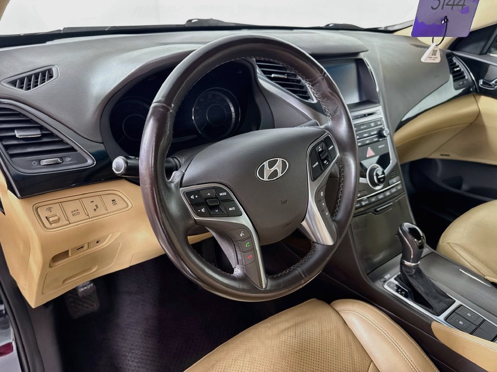 Used 2016 Hyundai Azera FWD image 9