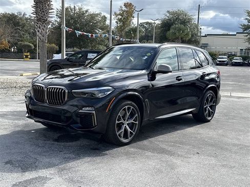 Used 2020 BMW X5 M50i w/ Premium Package image 9