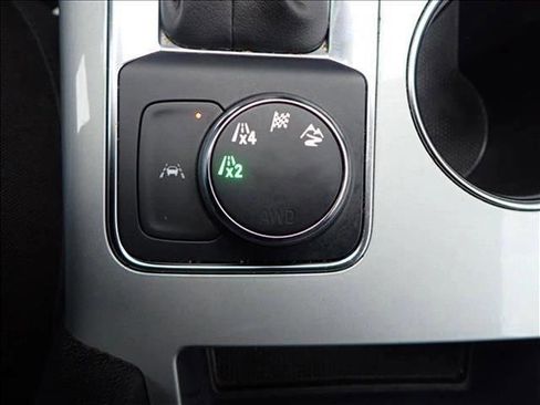 Used 2023 Chevrolet Blazer LT image 21