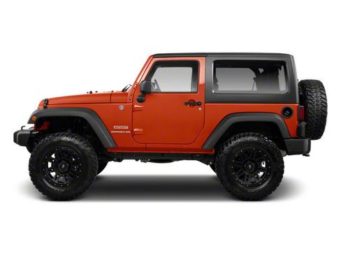 Used 2010 Jeep Wrangler Sahara AWD/4WD image 6