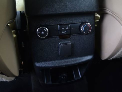 Used 2016 Ford Explorer XLT w/ Equipment Group 202A AWD/4WD image 19