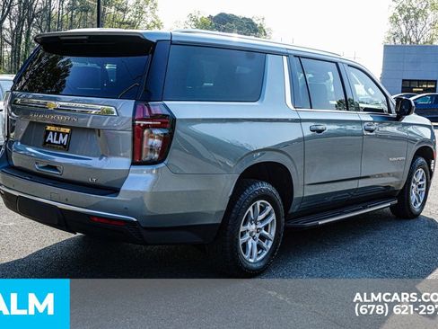 Used 2024 Chevrolet Suburban LT image 6